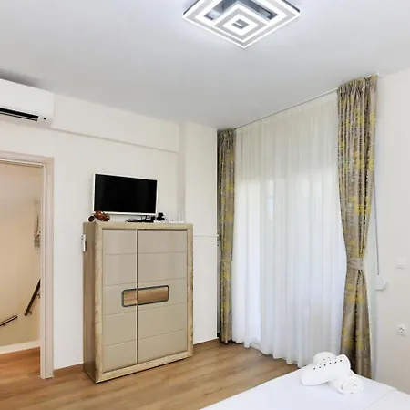 Kalina House * نيكيتي