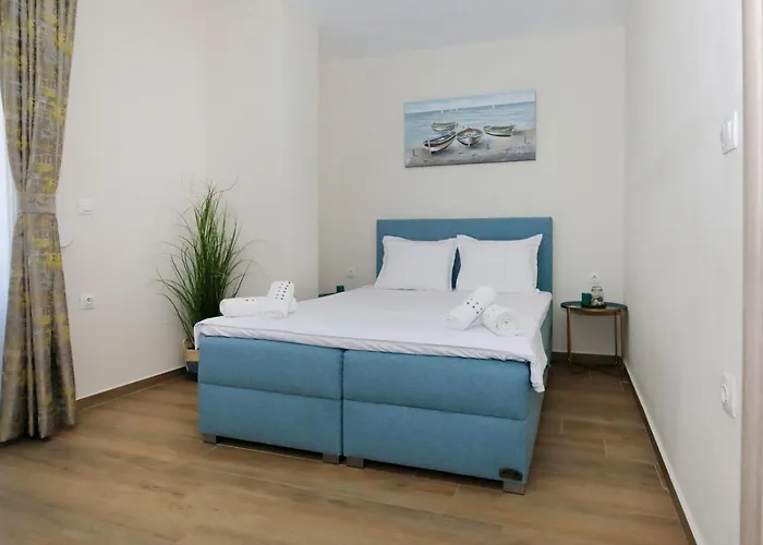 Kalina House * 尼基季